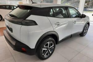 Peugeot-2008-2025-1,2-100hp-STYLE-3