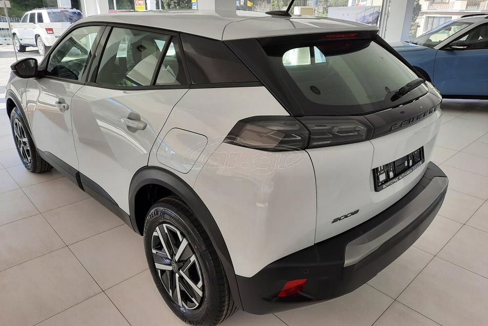 https://autogreeknews.gr/wp-content/uploads/2026/05/Peugeot-2008-2025-12-100hp-STYLE-4.jpg
