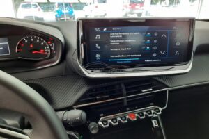 Peugeot-2008-2025-1,2-100hp-STYLE-7