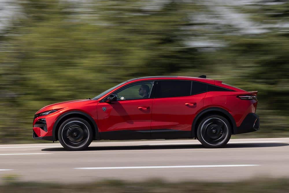 https://autogreeknews.gr/wp-content/uploads/2026/05/Peugeot-408-MY26-11.jpg