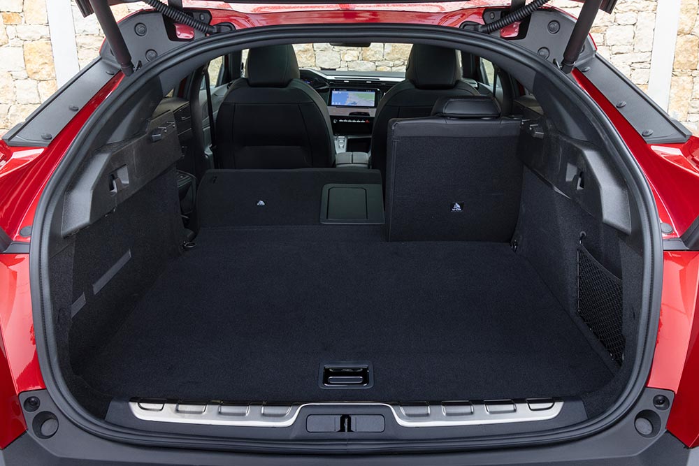 https://autogreeknews.gr/wp-content/uploads/2026/05/Peugeot-408-MY26-5.jpg