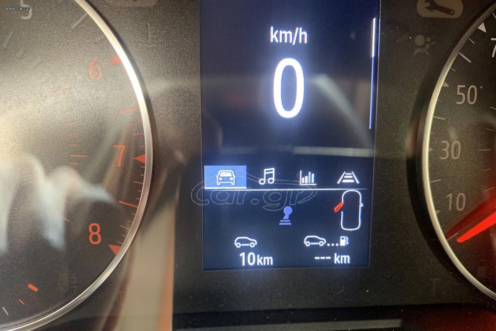 https://autogreeknews.gr/wp-content/uploads/2026/05/Renault-Captur-2023-8.jpg