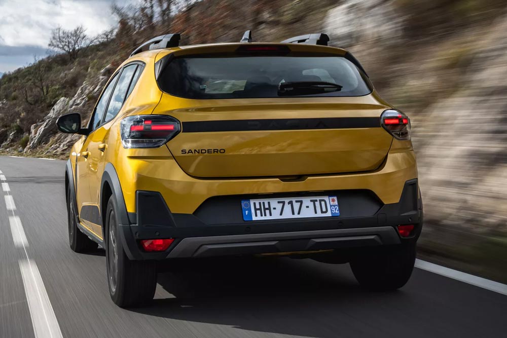 https://autogreeknews.gr/wp-content/uploads/2026/05/Renault-Dacia-Sandero-Stepway-2026-4.jpg