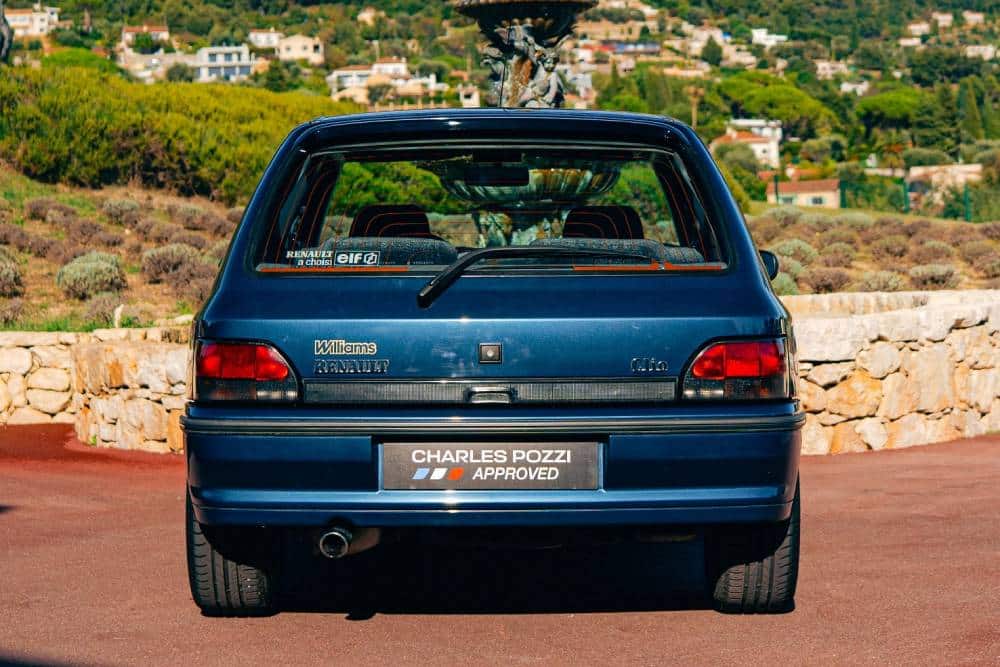 https://autogreeknews.gr/wp-content/uploads/2026/05/Renault_Clio_Williams_Phase_2_1995_for_sale-9.jpg
