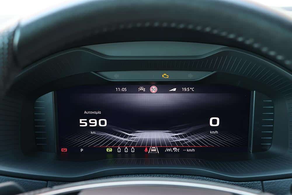 https://autogreeknews.gr/wp-content/uploads/2026/05/Skoda-Karoq-1.5-TSI-Sportline-interior-12.jpg