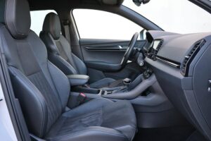 Skoda Karoq 1.5 TSI Sportline interior (16)