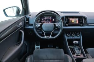 Skoda Karoq 1.5 TSI Sportline interior (2)