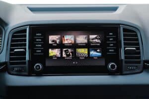 Skoda Karoq 1.5 TSI Sportline interior (3)