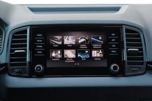 Skoda Karoq 1.5 TSI Sportline interior (4)