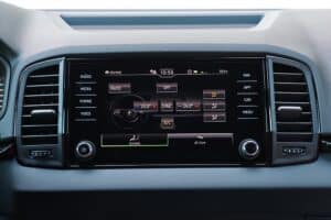 Skoda Karoq 1.5 TSI Sportline interior (5)
