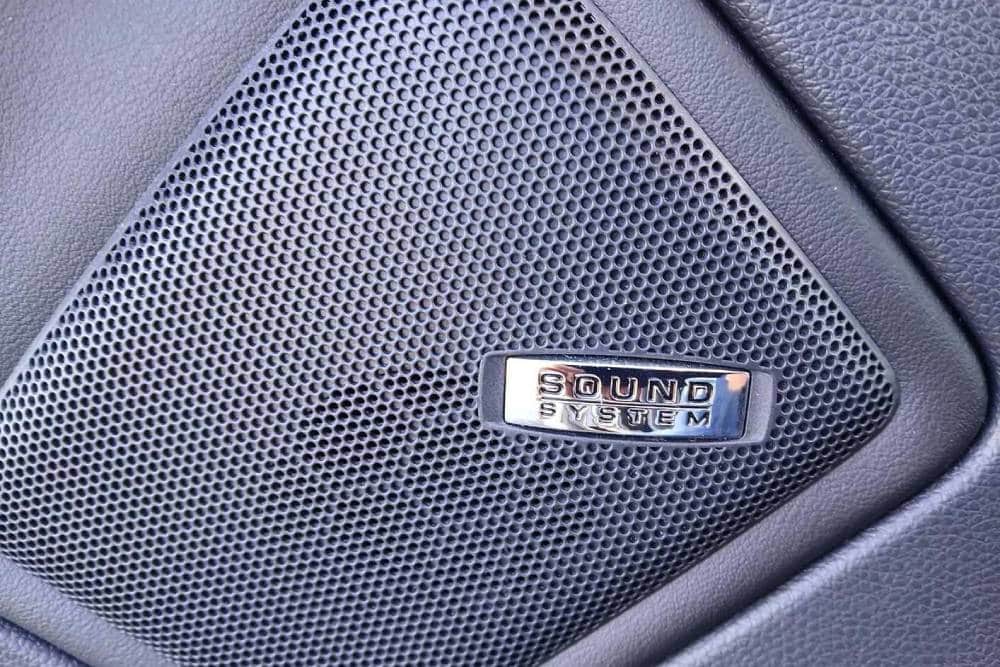 https://autogreeknews.gr/wp-content/uploads/2026/05/Skoda_Octavia_Combi_16_TDI_2013_for_sale-3.jpg