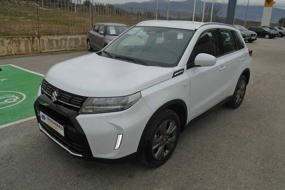 https://autogreeknews.gr/wp-content/uploads/2026/05/Suzuki-Vitara-2025-sfakianakis-epiloges-8.jpg