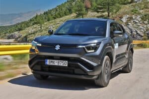 Δοκιμή Suzuki e Vitara 184 PS 61 kWh 4WD