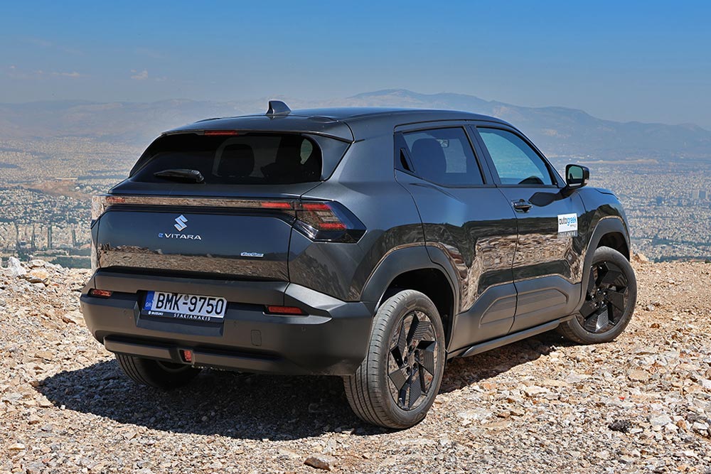 https://autogreeknews.gr/wp-content/uploads/2026/05/Suzuki-e-Vitara-4WD-3.jpg