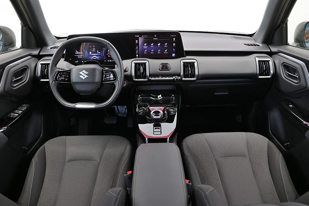 https://autogreeknews.gr/wp-content/uploads/2026/05/Suzuki-e-Vitara-interior-1.jpg