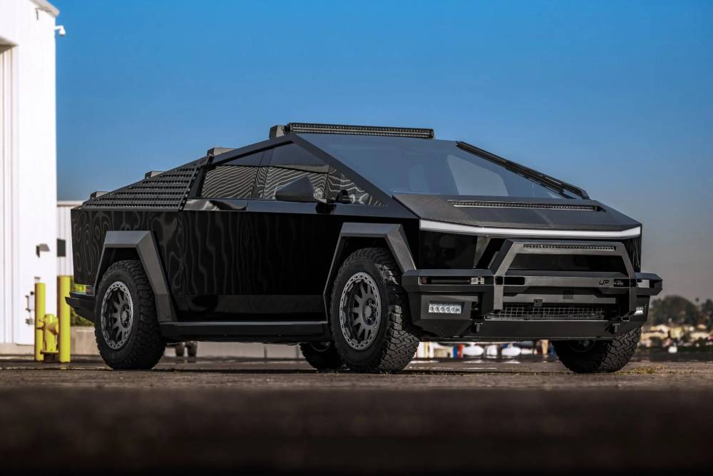 https://autogreeknews.gr/wp-content/uploads/2026/05/Unplugged-Performance-Tesla-Cybertruck-New-2-2048x.jpg