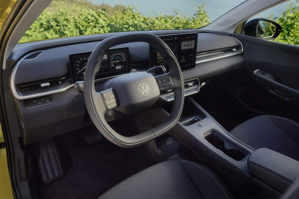 https://autogreeknews.gr/wp-content/uploads/2026/05/VW-ID.Polo-interior.jpg