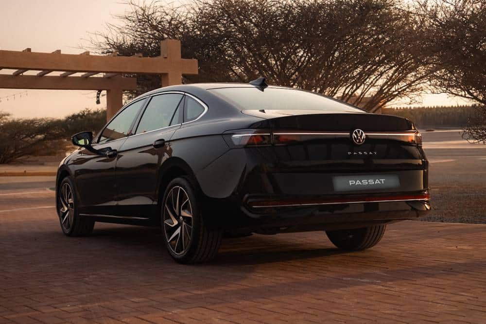https://autogreeknews.gr/wp-content/uploads/2026/05/VW_Passat_2026_sedan_Saudi_Arabia-7.jpg