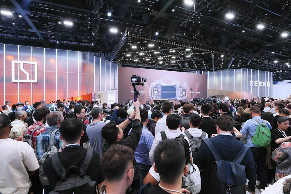 https://autogreeknews.gr/wp-content/uploads/2026/05/Zeekr-Auto-China-2026-3.jpg