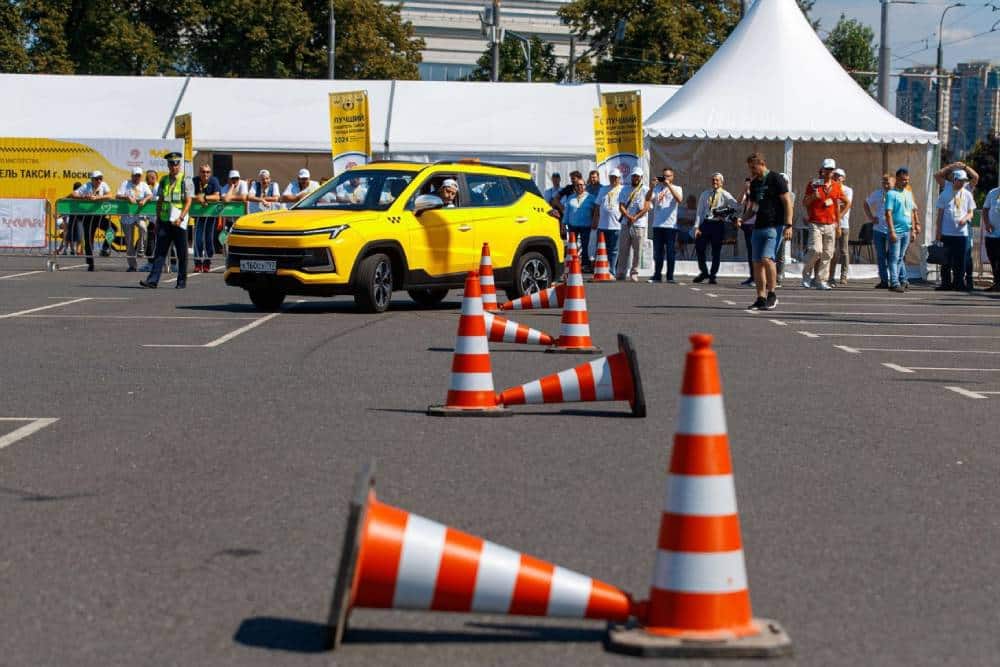 https://autogreeknews.gr/wp-content/uploads/2026/05/best-taxi-driver-russia-03.jpg