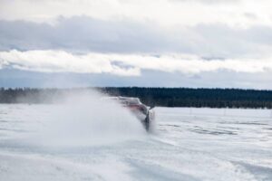bugatti tourbillon snow testing (4)