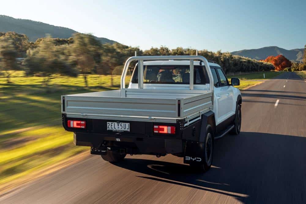 https://autogreeknews.gr/wp-content/uploads/2026/05/byd-shark-6-dynamic-cab-6.jpg