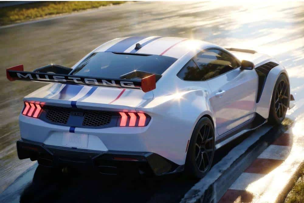https://autogreeknews.gr/wp-content/uploads/2026/05/ford-mustang-gtd-spirit-of-america-2-3.jpg