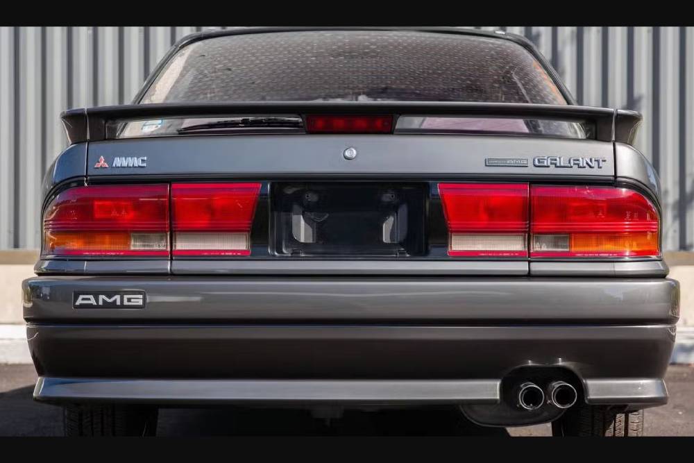 https://autogreeknews.gr/wp-content/uploads/2026/05/mitsubishi-galant-amg-03.jpg