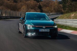 Το VW Golf GTI Edition 50 (ξανα) έσπασε τα χρονόμετρα στο ‘Ring