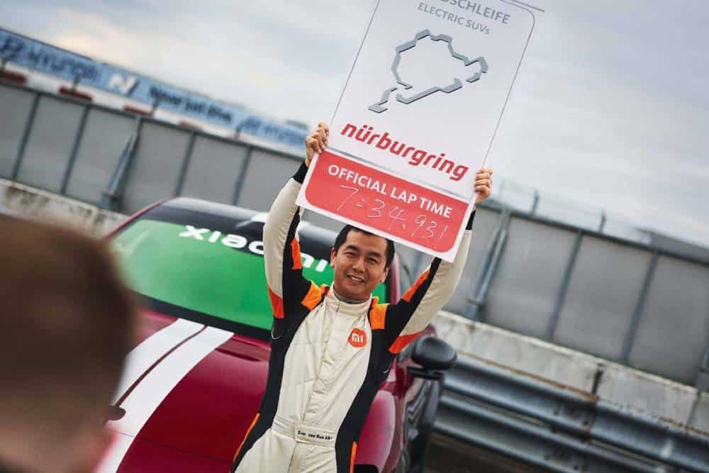 https://autogreeknews.gr/wp-content/uploads/2026/05/xiaomi-yu7-gt-breaks-suv-nurburgring-record-2.jpg