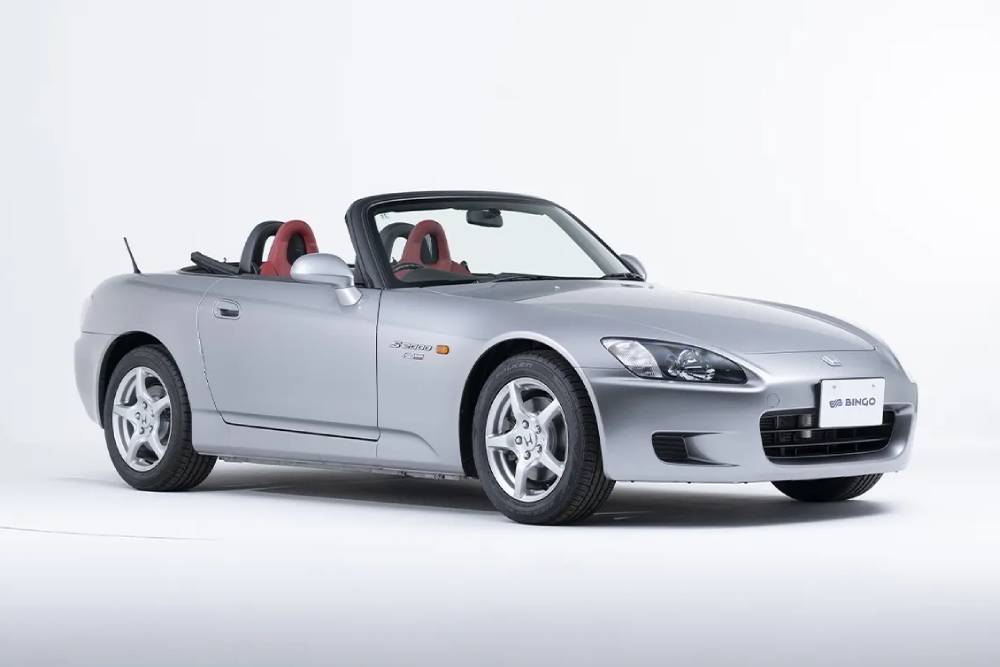 https://autogreeknews.gr/wp-content/uploads/2026/06/2000-Honda-S2000-Auction-Japan-1.jpg