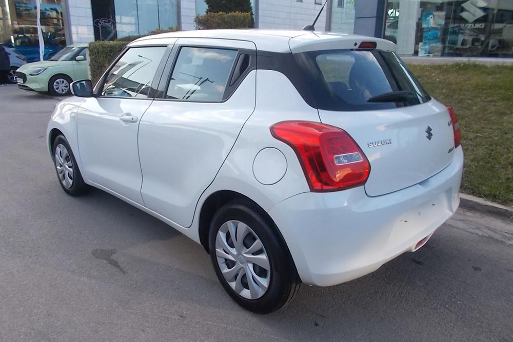 https://autogreeknews.gr/wp-content/uploads/2026/06/2023-Suzuki-Swift-GL-HYBRID-AUTO-5.jpg