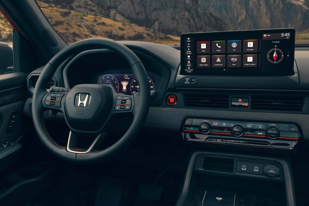 https://autogreeknews.gr/wp-content/uploads/2026/06/2026-honda-passport-interior.jpg