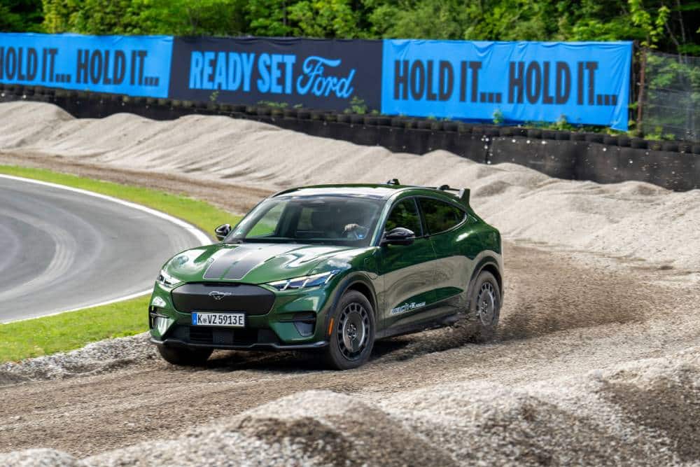 https://autogreeknews.gr/wp-content/uploads/2026/06/2026_Ford_Mustang_Mach-E_Rally_16.jpg