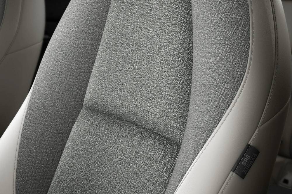 https://autogreeknews.gr/wp-content/uploads/2026/06/2027-Mazda-CX-30-Makoto-Europe-7-2048x1536-1.jpg