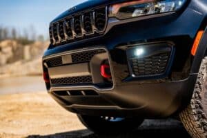2027-jeep-grand-cherokee-trailhawk (4)