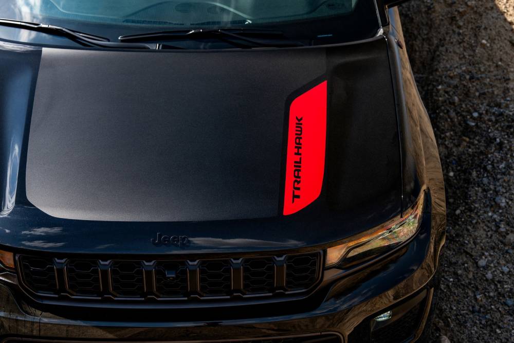 https://autogreeknews.gr/wp-content/uploads/2026/06/2027-jeep-grand-cherokee-trailhawk-6.jpg