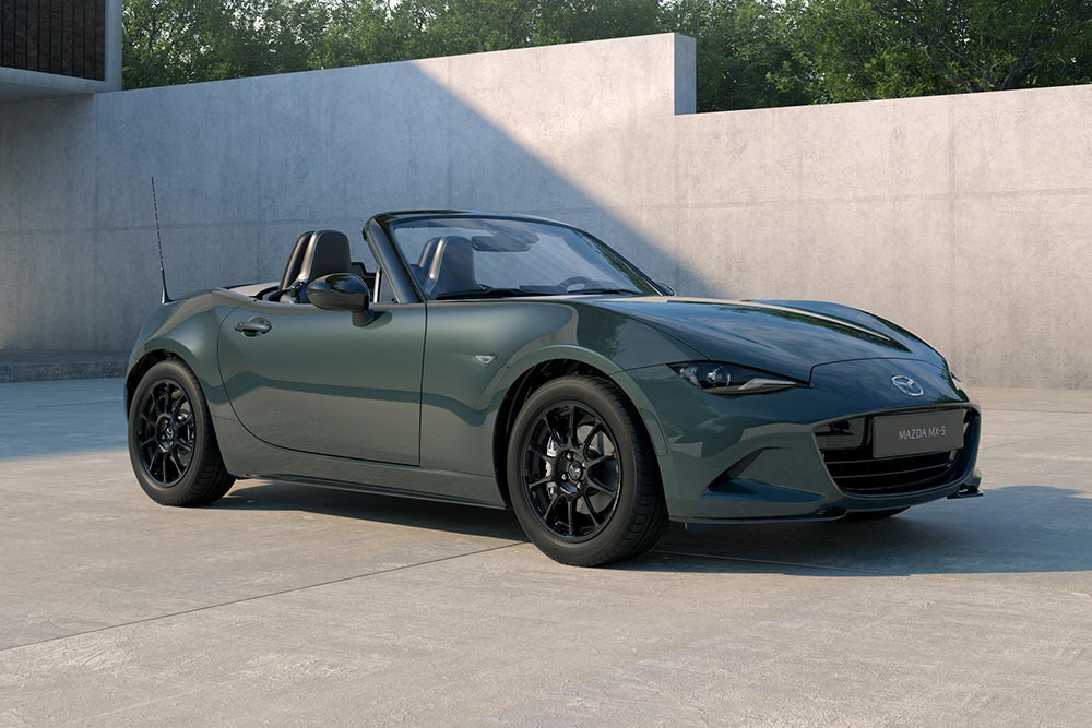 Βελτιωμένο Mazda MX-5 και με πιο δυνατό 1.500άρη