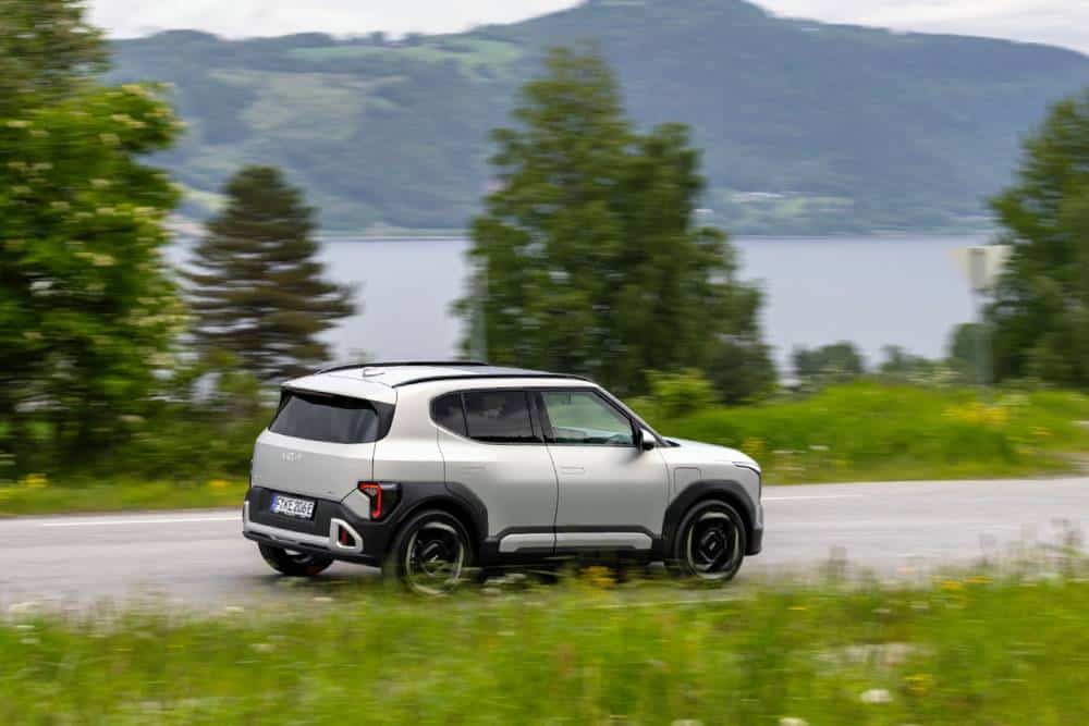 https://autogreeknews.gr/wp-content/uploads/2026/06/31504-kia-ev2-prototype-summer-test-norway-elprix-digital-06-1.jpg