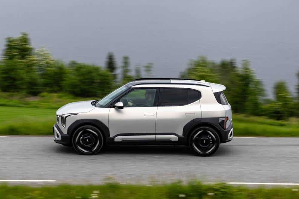 https://autogreeknews.gr/wp-content/uploads/2026/06/31505-kia-ev2-prototype-summer-test-norway-elprix-digital-05-1.jpg