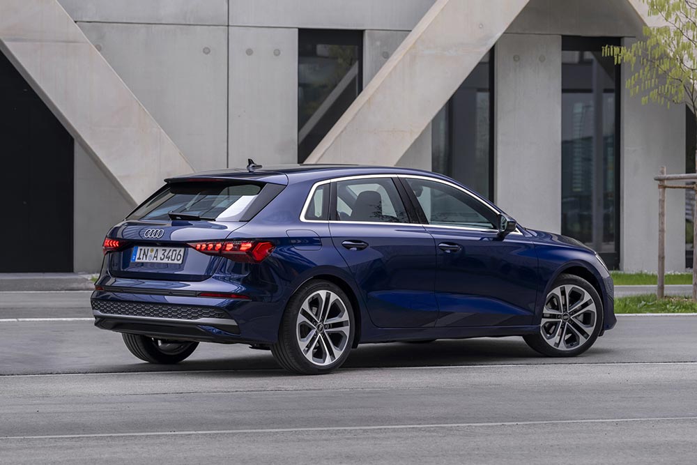 https://autogreeknews.gr/wp-content/uploads/2026/06/Audi-A3-2026-2.jpg