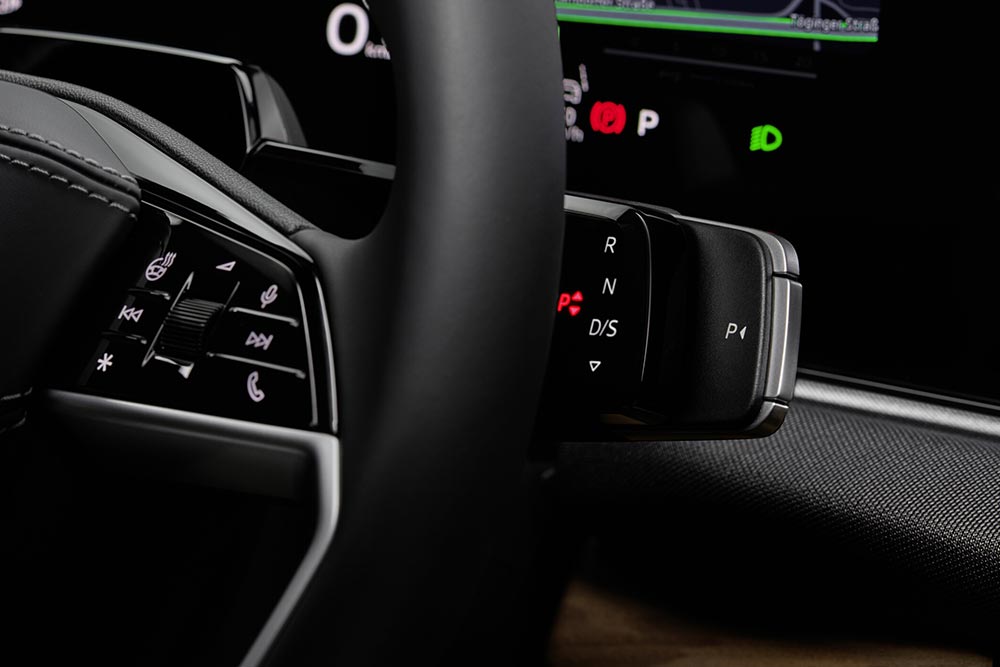 https://autogreeknews.gr/wp-content/uploads/2026/06/Audi-Q7-10.jpg