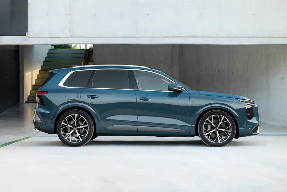 https://autogreeknews.gr/wp-content/uploads/2026/06/Audi-Q7-21.jpg