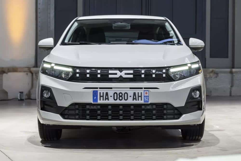 https://autogreeknews.gr/wp-content/uploads/2026/06/Dacia-Sandero-2026-5.jpg
