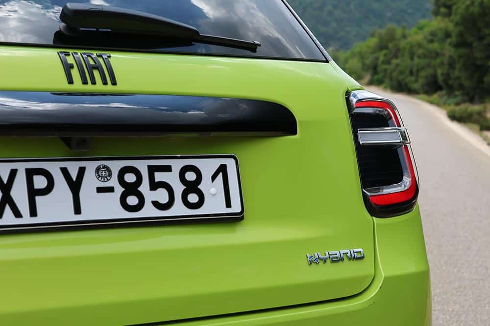 https://autogreeknews.gr/wp-content/uploads/2026/06/Fiat-600-1.2-Hybrid-145-11-1.jpg