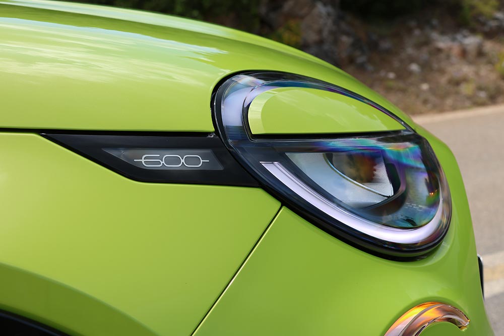 https://autogreeknews.gr/wp-content/uploads/2026/06/Fiat-600-1.2-Hybrid-145-15-1.jpg