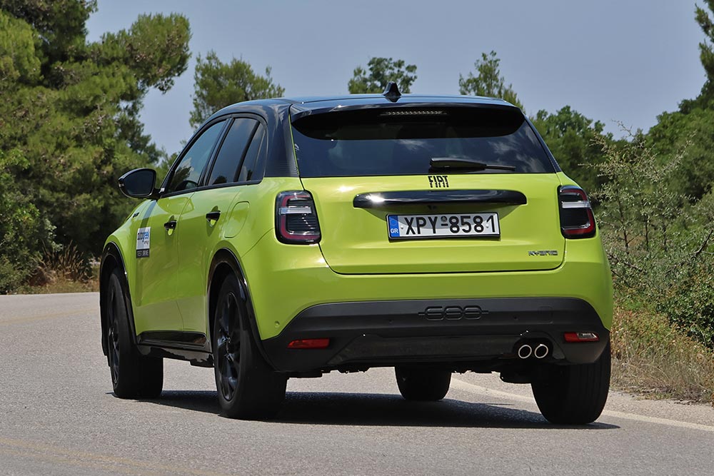 https://autogreeknews.gr/wp-content/uploads/2026/06/Fiat-600-1.2-Hybrid-145-9-1.jpg