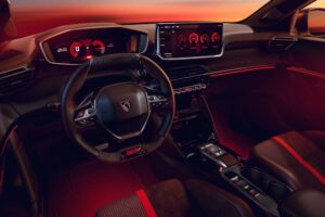 GI01_208-GTI_INTERIOR_DRIVER (1)