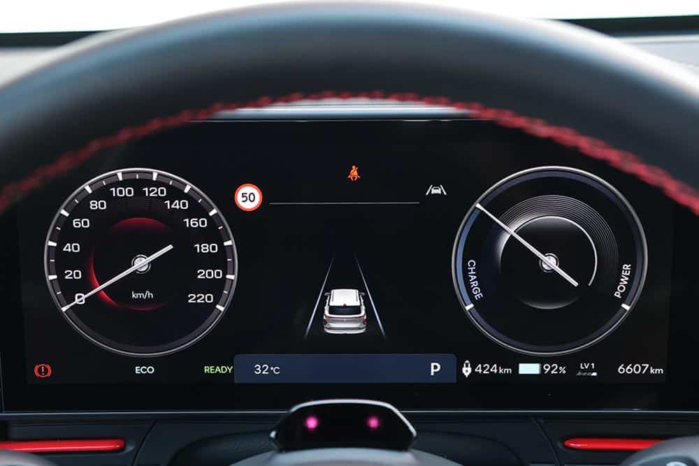 https://autogreeknews.gr/wp-content/uploads/2026/06/Hyundai-Kona-Electric-MY26-N-Line-interior-19.jpg