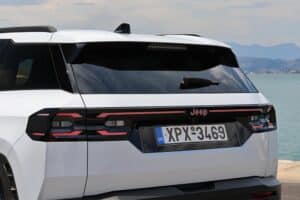 Jeep Compass e–Hybrid 145 (15)